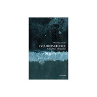 Oxford University Press Inc Pseudoscience: A Very Short Introduction (häftad, eng)