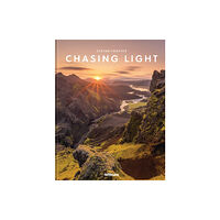 teNeues Publishing UK Ltd Chasing Light (inbunden, eng)