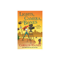 Minotaur Books,US Lights, Camera, Bones (inbunden, eng)