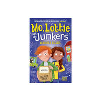 Firefly Press Ltd Mo, Lottie and the Junkers (häftad, eng)