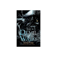 Penguin Random House Children's UK The Devil Walks (häftad, eng)