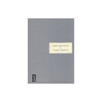 Persephone Books Ltd Family Roundabout (häftad, eng)