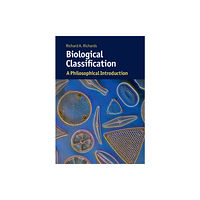 Cambridge University Press Biological Classification (häftad, eng)