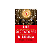 Oxford University Press Inc The Dictator's Dilemma (häftad, eng)