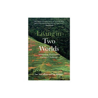 Quickfox Publishing Living In Two Worlds (häftad, eng)