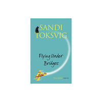 Little, Brown Book Group Flying Under Bridges (häftad, eng)