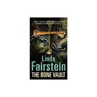 Little, Brown Book Group The Bone Vault (häftad, eng)