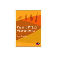 Sage Publications Ltd Passing PTLLS Assessments (inbunden, eng)