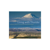 Oregon State University Living with Thunder (häftad, eng)