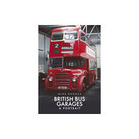 Amberley Publishing British Bus Garages (häftad, eng)