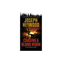 Rowman & littlefield Chasing a Blond Moon (häftad, eng)