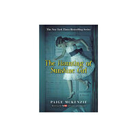 Hachette Book Group The Haunting of Sunshine Girl (häftad, eng)