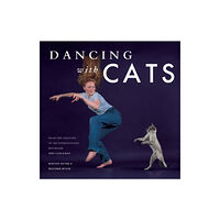 Chronicle Books Dancing with Cats (inbunden, eng)