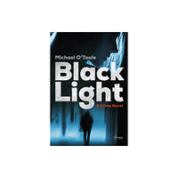 Maverick House Black Light (häftad, eng)