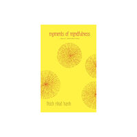 Parallax Press Moments of Mindfulness (inbunden, eng)