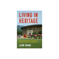 Indiana university press Living in Heritage (häftad, eng)