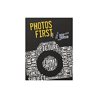 Hachette Children's Group Photos First (häftad, eng)