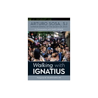 Messenger Publications Walking with Ignatius (häftad, eng)
