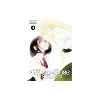Seven Seas Entertainment, LLC A White Rose in Bloom Vol. 4 (häftad, eng)