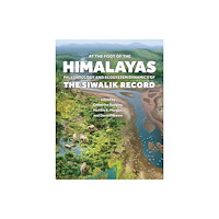 Johns Hopkins University Press At the Foot of the Himalayas (inbunden, eng)