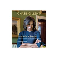 Not Stated Chasing Light (häftad, eng)