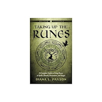 Diana L. Paxson Taking Up the Runes (häftad, eng)