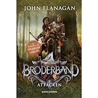 John Flanagan Attacken (inbunden)
