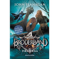 John Flanagan Piraterna (inbunden)