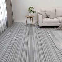 vidaXL Golvplankor 55 pcs Ljusgrå 5,11 m² PVC