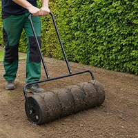 vidaXL Trädgårdsgräsmatta rulle med aeratorklämmor Ø 30 x 90 cm Stål