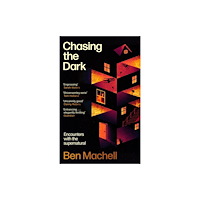 Little, Brown Book Group Chasing the Dark (häftad, eng)