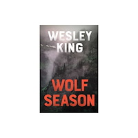 Emily Bestler Books Wolf Season (häftad, eng)