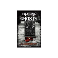 Pegasus Elliot Mackenzie Publishers Chasing Ghosts (häftad, eng)