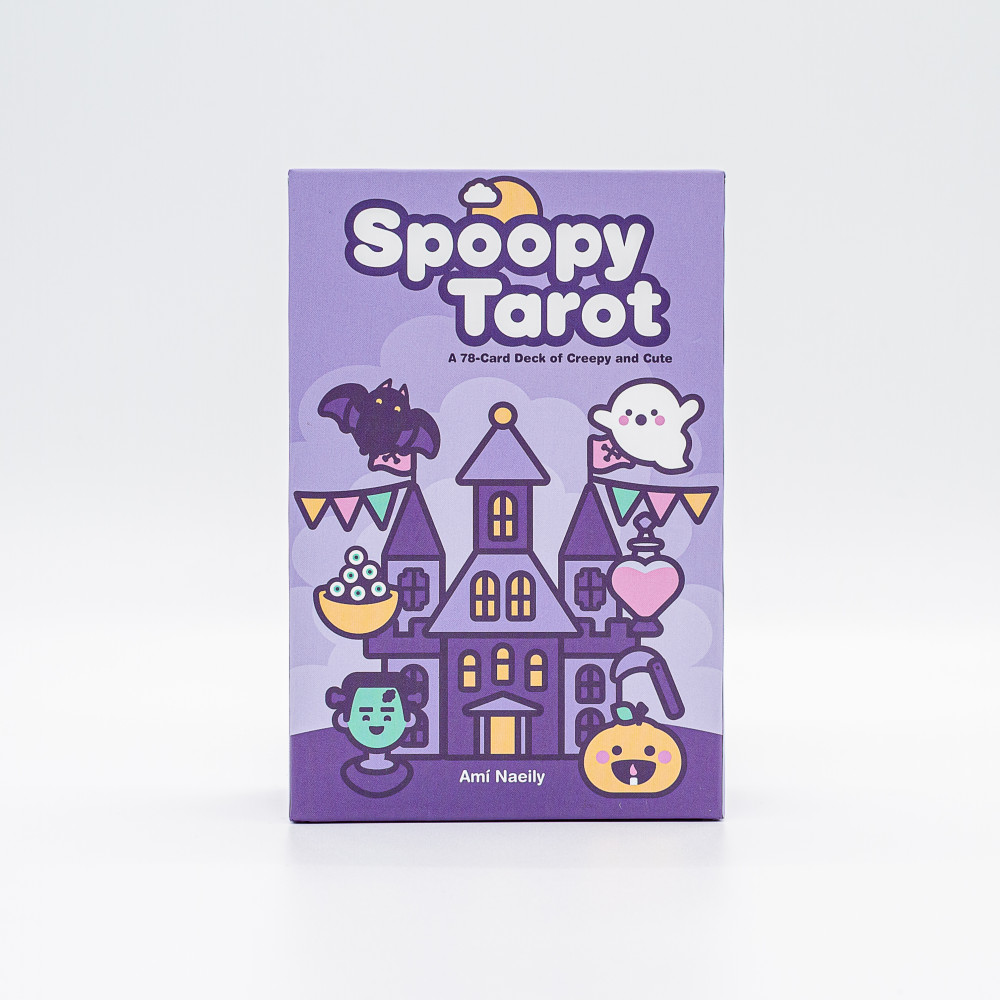 Spoopy Tarot: A 78-Card Deck of Creepy and Cute Amí Naeily