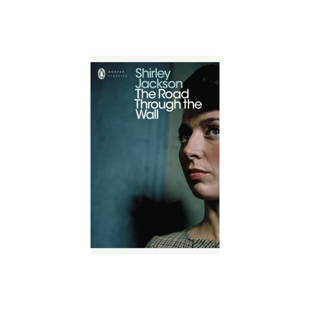 The Road Through the Wall (häftad, english) Penguin books ltd