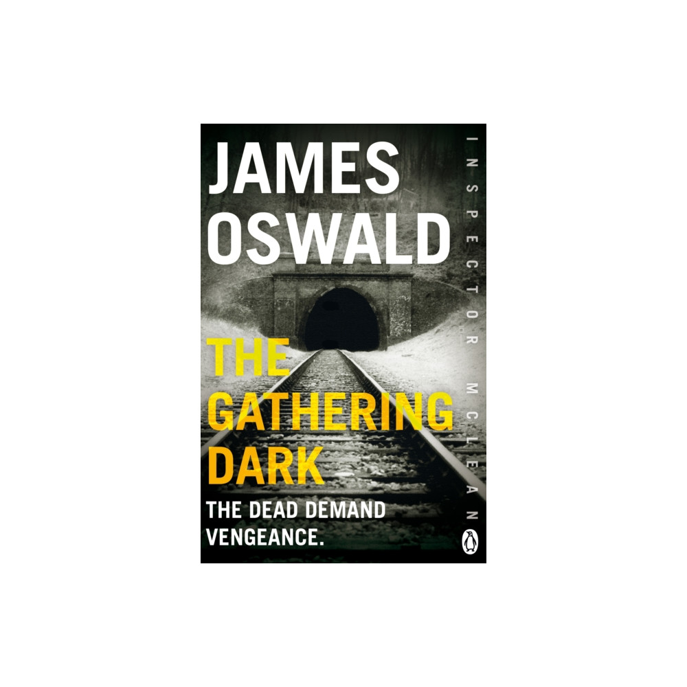 The Gathering Dark (häftad, english) Penguin books ltd