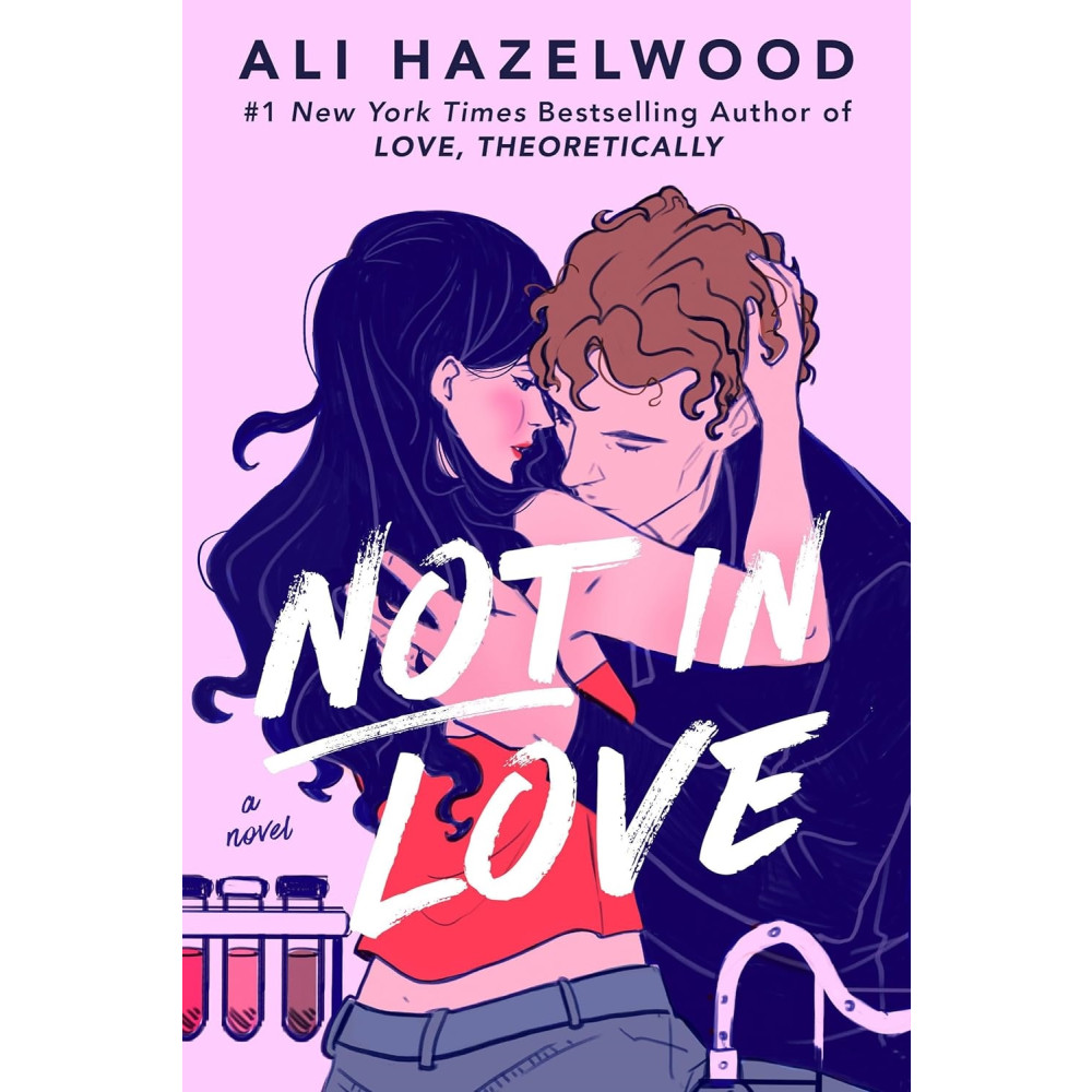 Not in Love (häftad, english) Ali Hazelwood