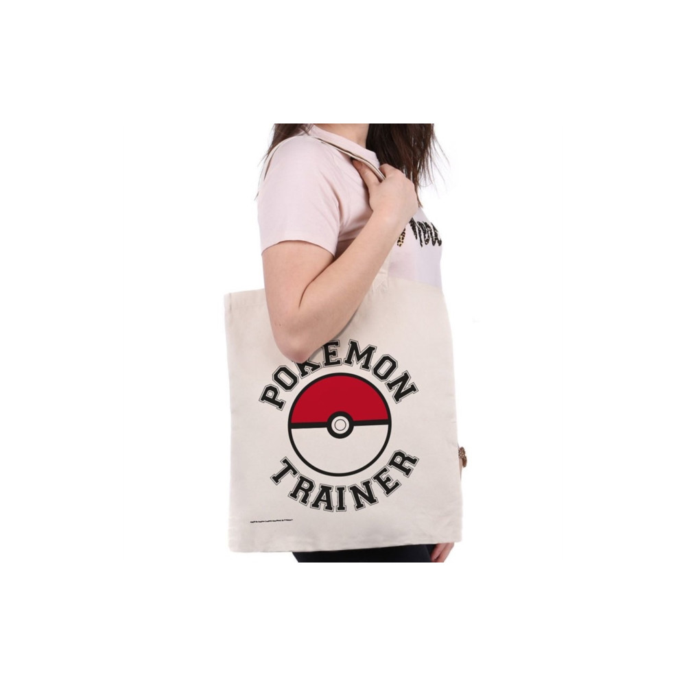 ABYSSE UK Pokemon Tote Bag - Trainer (häftad, eng)