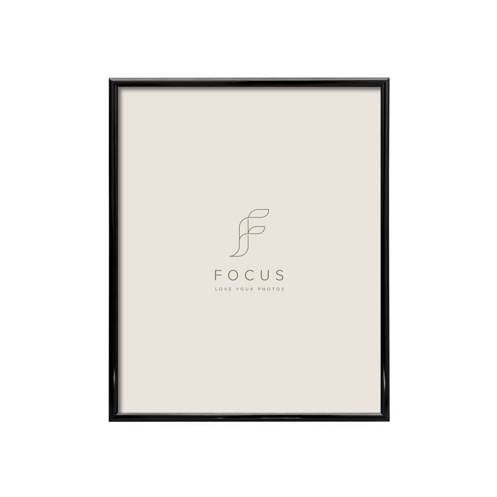 Focus Lily Black 50x70